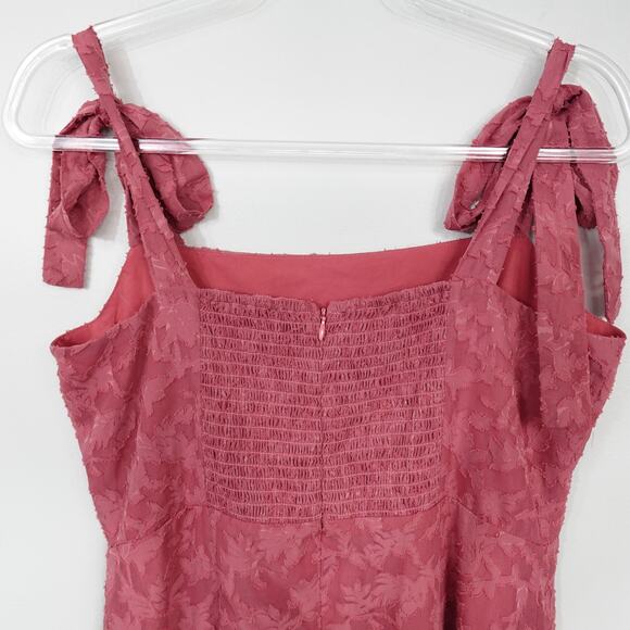 Vici Lisbeth Mauve Pink Tie Strap Slit Midi Dress Size Large - Picture 7 of 11